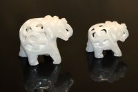 Elefant in Elefant aus Alabaster, 2 Gr&ouml;&szlig;en