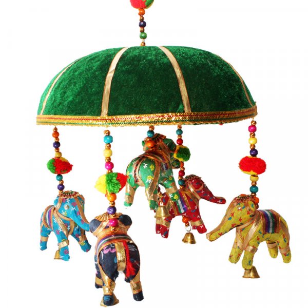 Dekokorb mit 5 Elefanten ca 22 cm grün