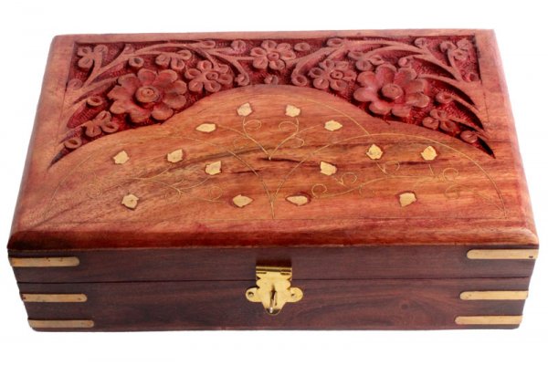 Holzbox mit Intarsien und Schnitzerei, ca 20x12x6 cm, 2 versch.