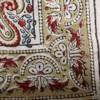 Kalamkari- Bandanatuch, 55x55 cm. Rot mit Pesley
