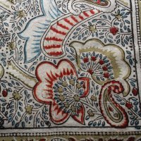 Kalamkari- Bandanatuch, 55x55 cm. Rot mit Pesley